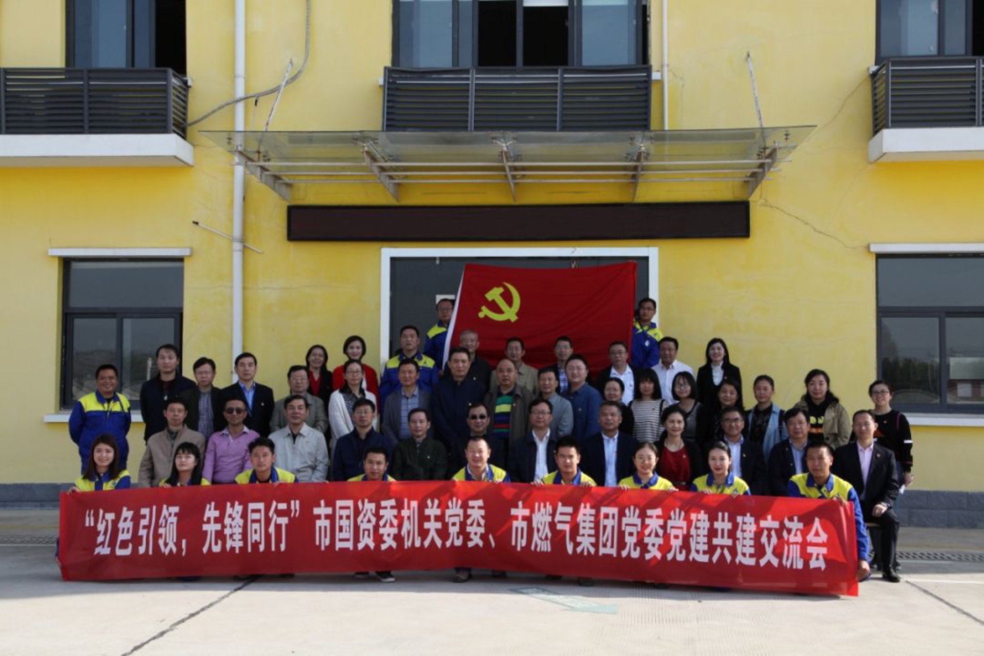 高压互感器在电力系统中的重要性不言而喻，但你知道如何选择最适合你的设备吗？让我们一起探讨。